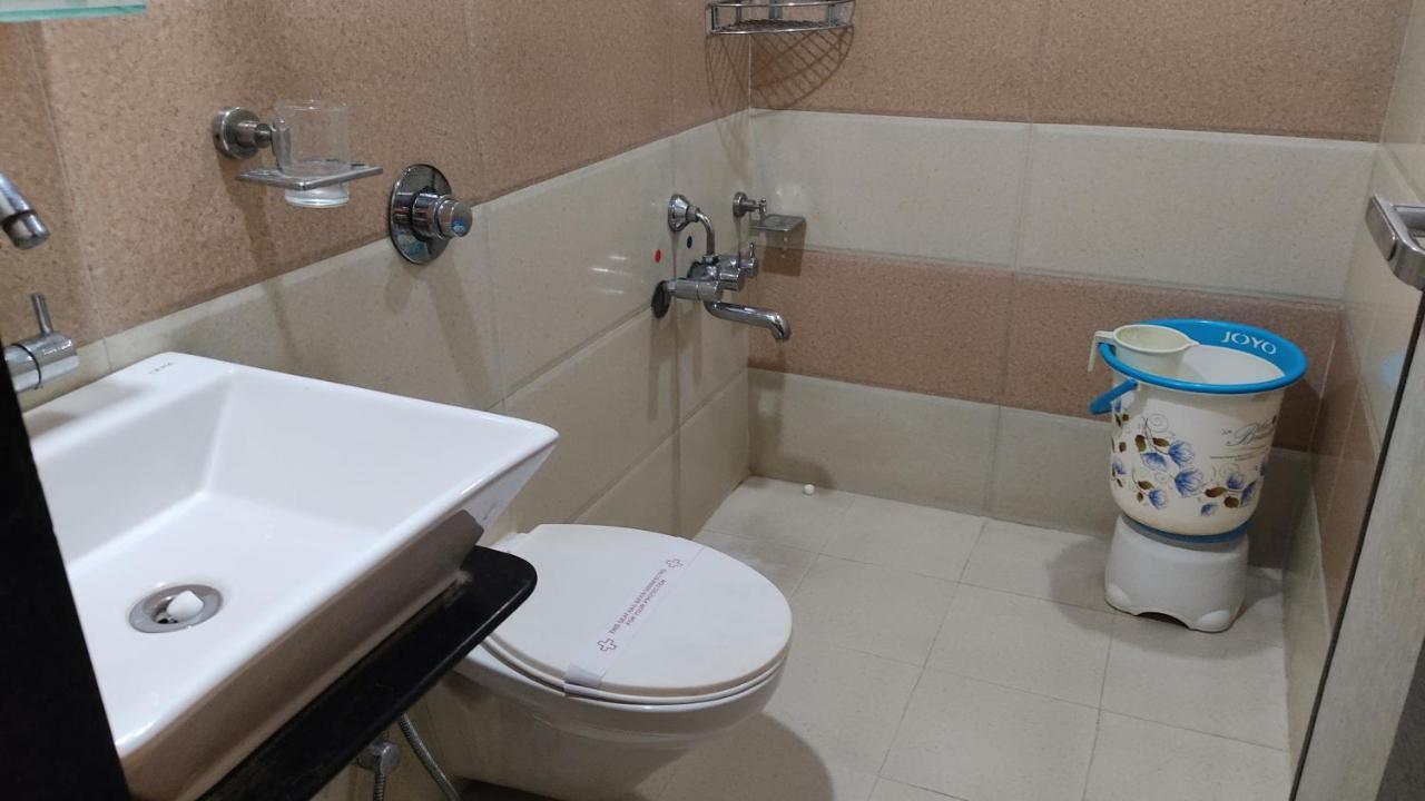 Hotel Flair Inn Ahmedabad Exteriör bild