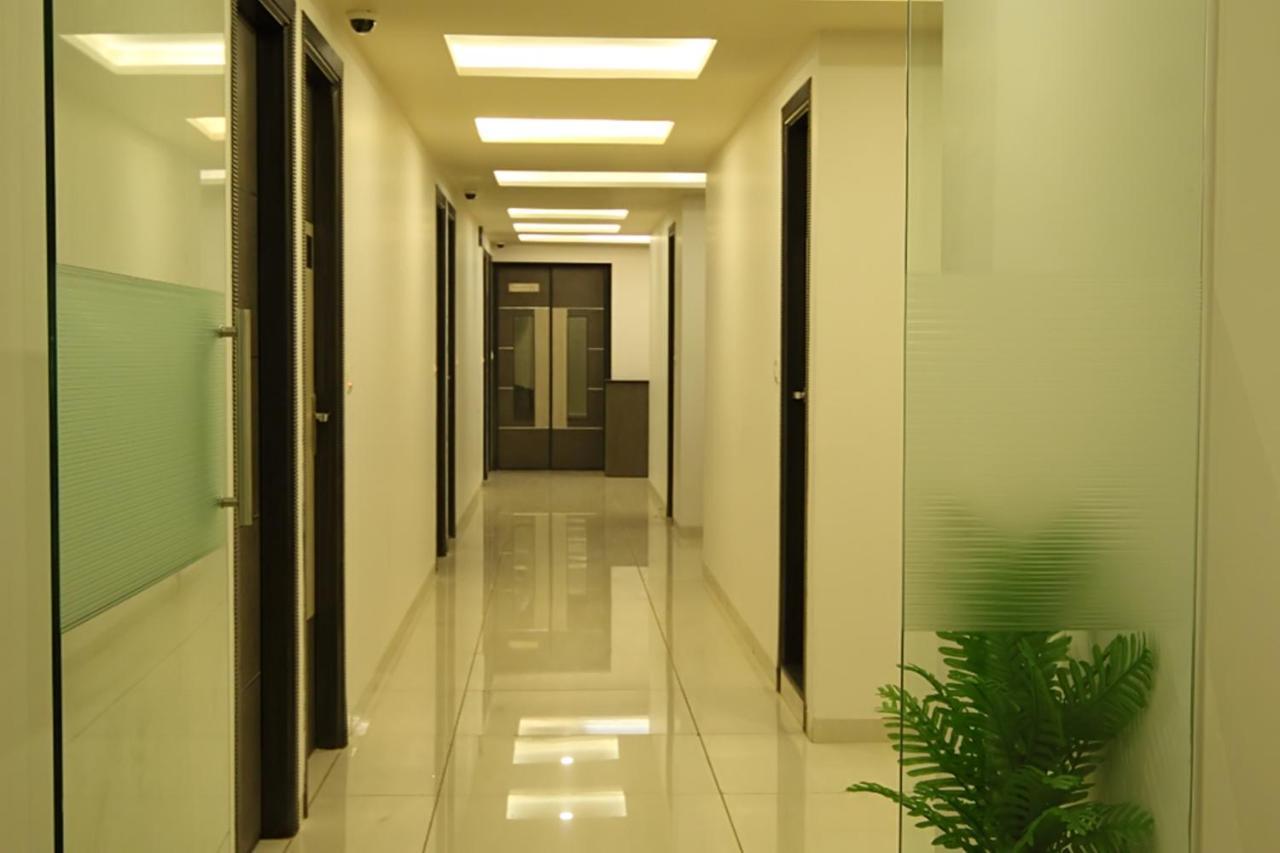 Hotel Flair Inn Ahmedabad Exteriör bild